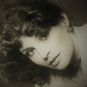 Meet your Posher, Jacquelyn